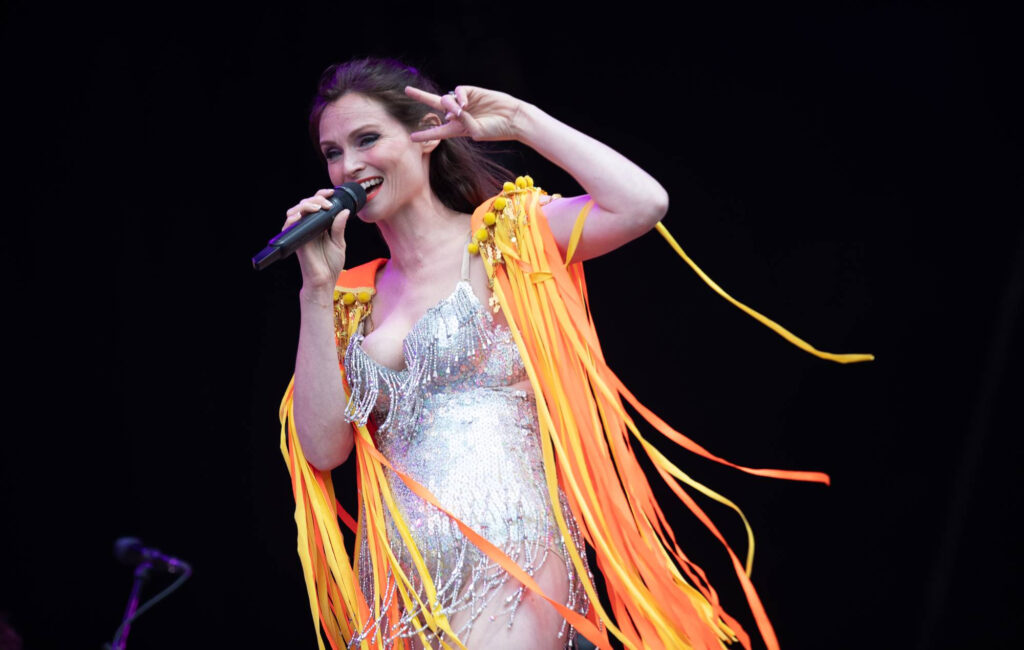 sophie-ellis-bextor-to-perform-special-new-year’s-eve-show-on-bbc