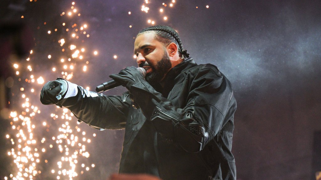 drake-files-second-action-against-umg,-alleging-defamation-over-kendrick-lamar’s-‘false’-song