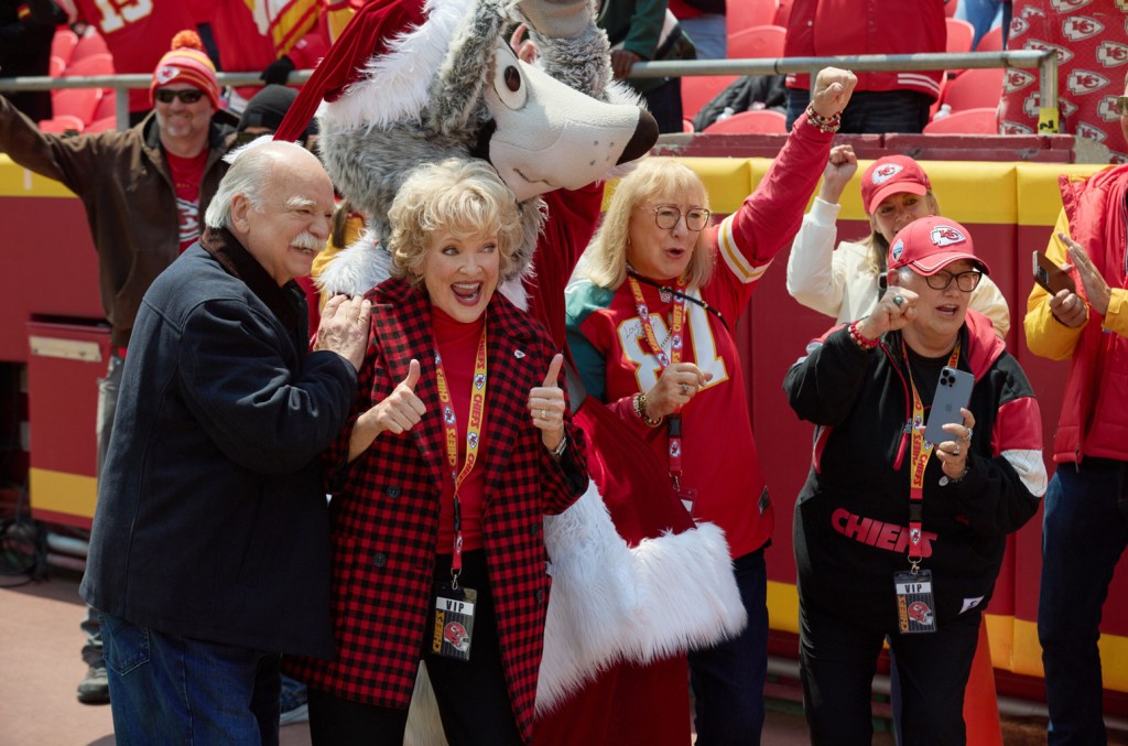 how-to-watch-‘holiday-touchdown:-a-chiefs-love-story’-online-without-cable-for free