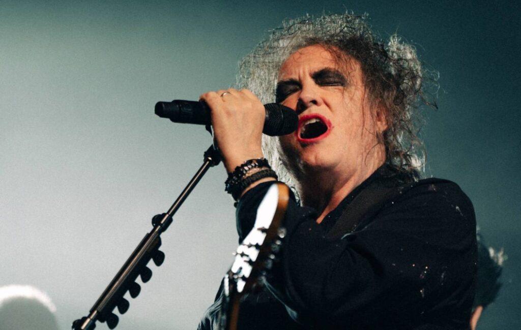 the-cure-to-release-‘songs-of-a-lost-world’-london-launch-show-as-live-album