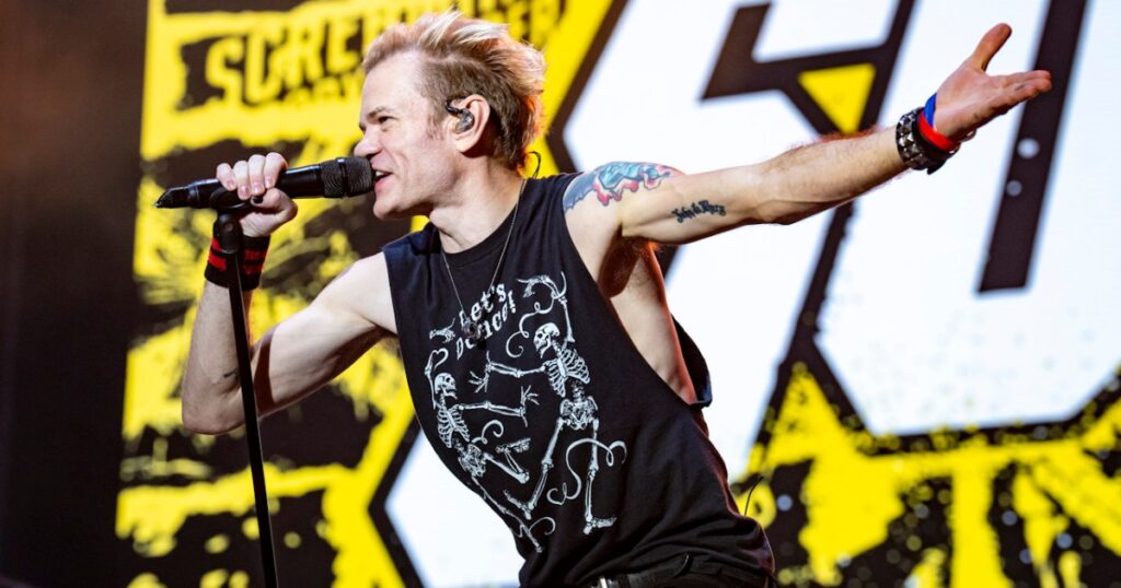 sum-41’s-final-australian-tour-in-jeopardy-following-pneumonia-diagnosis