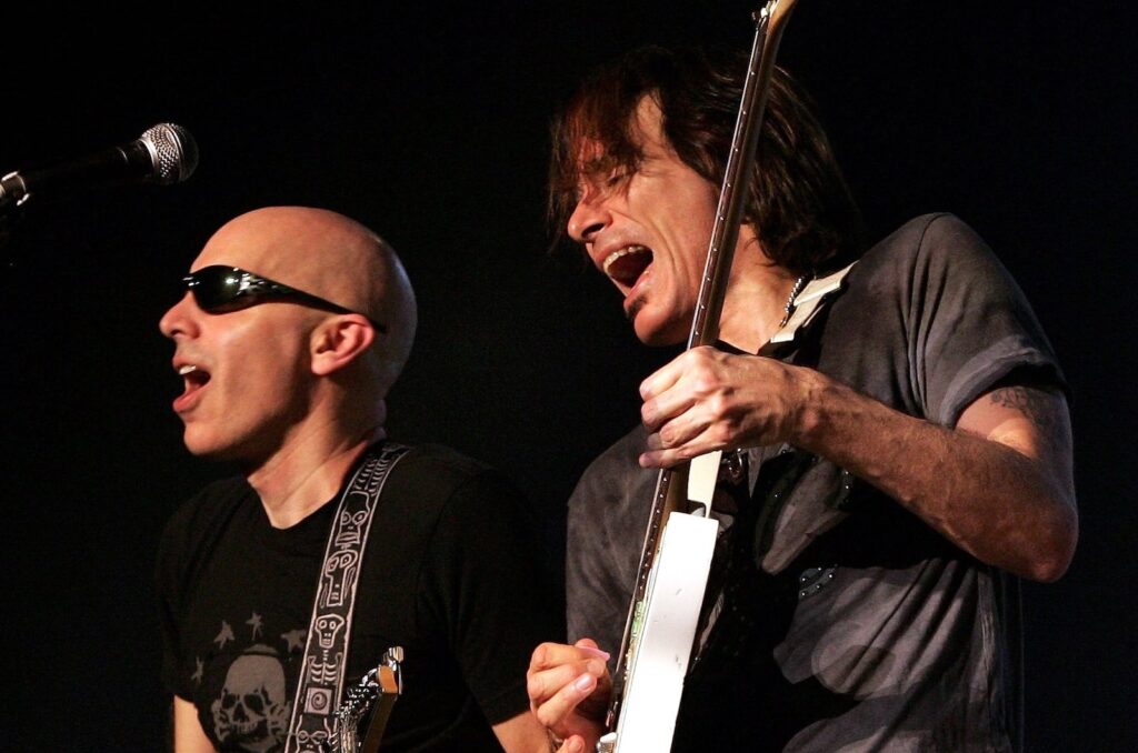 joe-satriani-and-steve-vai-to-tour-as-satchvai-band