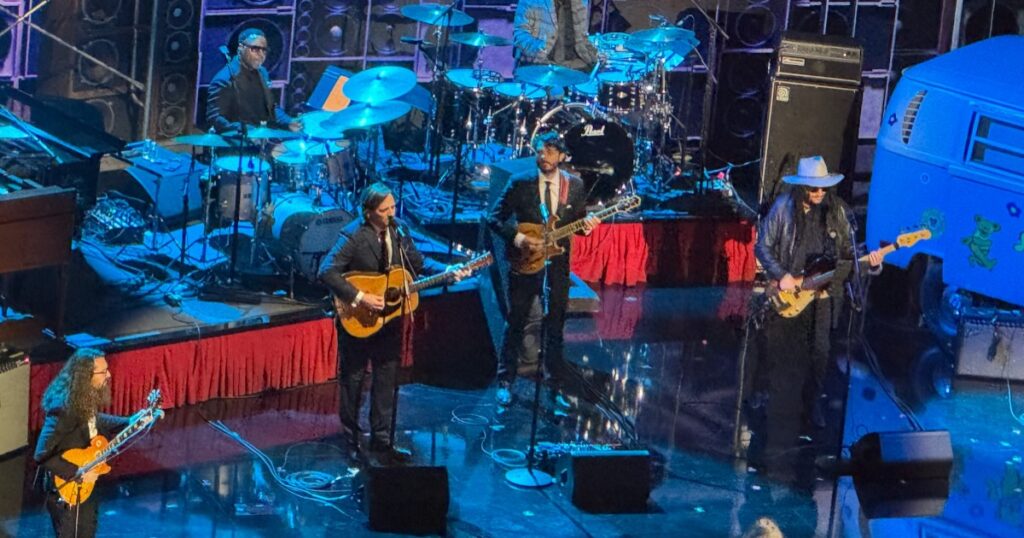 not-fade-away:-grateful-dead-receive-kennedy-center-honor-ahead-of-60th-anniversary