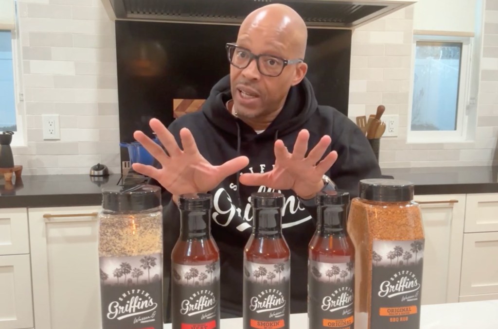 warren-g-breaks-down-his-‘barbecue-hour’-for-billboard’s-‘talk-shop live’