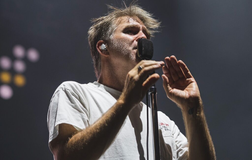 lcd-soundsystem-perform-‘north-american-scum’-for-the-first-time-in-13-years