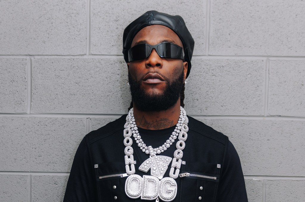 burna-boy-announces-eighth-album-‘no-sign-of-weakness’-&-new-single-‘bundle-by bundle’