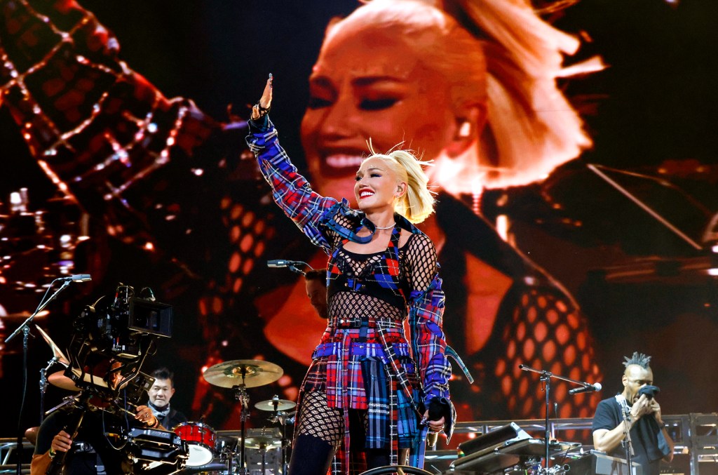 gwen-stefani-explains-why-no-doubt’s-coachella-reunion-was-‘overwhelming’