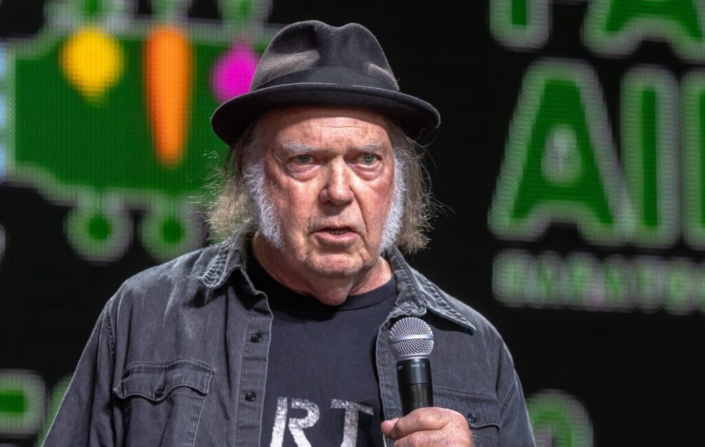 neil-young-pulls-out-of-glastonbury-2025:-“it-is-a-corporate-turn-off”