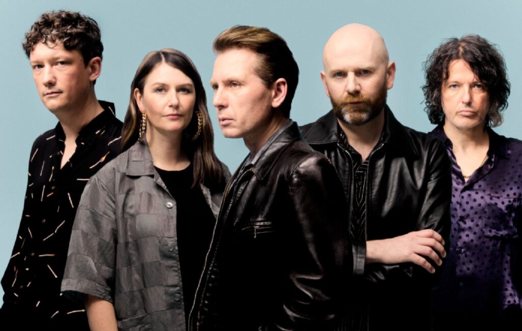 franz-ferdinand-share-addictive-new-single-‘hooked’