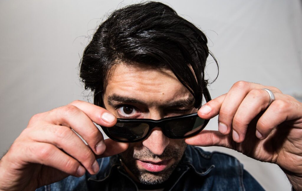 erol-alkan-marks-18-years-of-trash-ending-by-sharing-classic-2002-dj-set