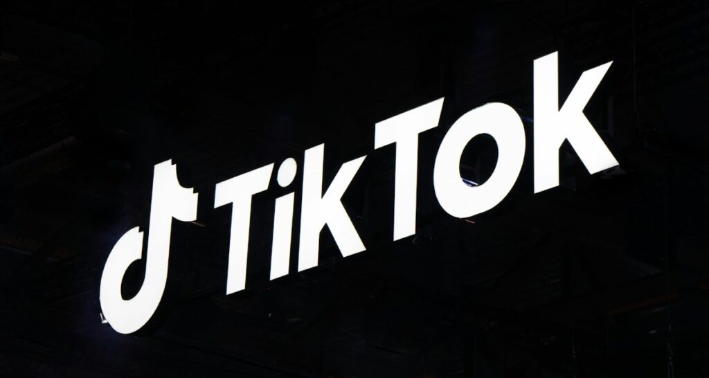 will-a-last-minute-deal-save-tiktok-in-the-us.?-frank-mccourt-led-investor-group-reportedly-eyes-$20-billion+-bid