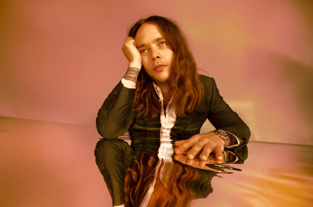 billy-strings-extends-2025-tour dates