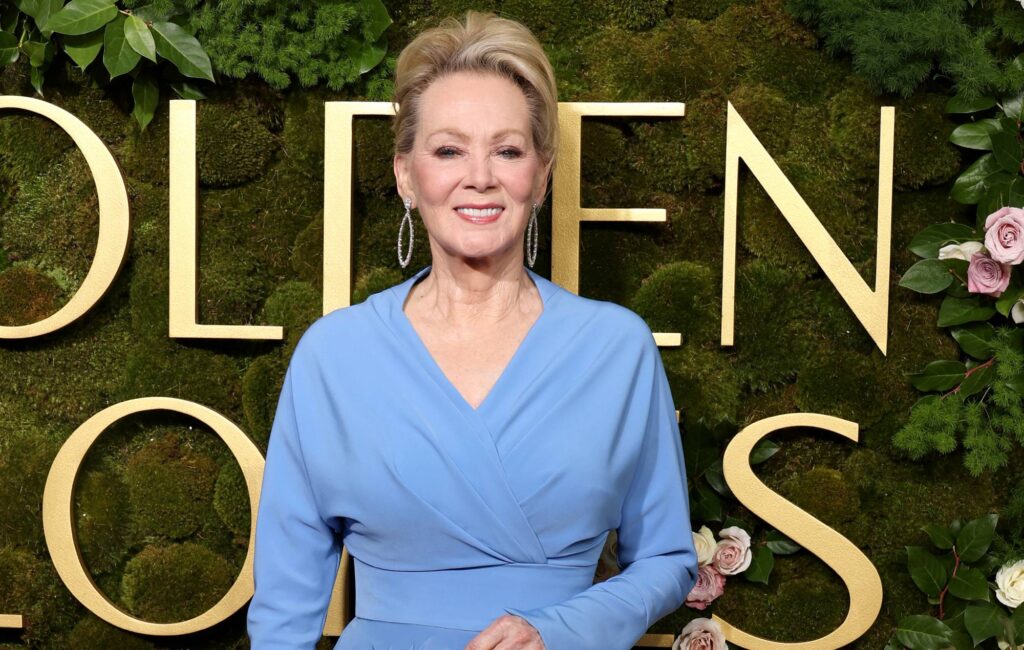 jean-smart-calls-for-awards-ceremonies-to-be-postponed-in-wake-of-la-wildfires