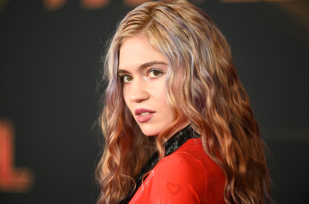 grimes-calls-los-angeles-wildfires-‘biblical’-after-evacuating-city:-‘we-might-be-outta time’