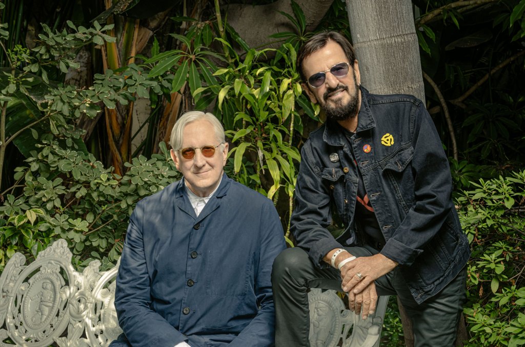 ringo-starr-gets-a-little-help-from-his-friends-on-new-album,-‘look-up’:-‘it’s-far out’