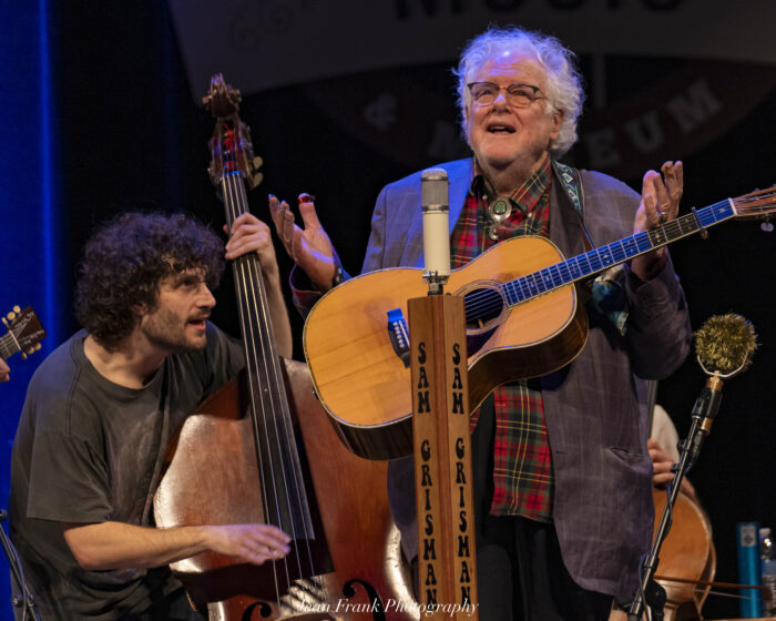 bluegrass-stars-align-in-nashville:-sam-grisman-project-make-mother-church-debut-with-peter-rowan,-jerry-douglas,-surprise-guest-billy-strings-and-more