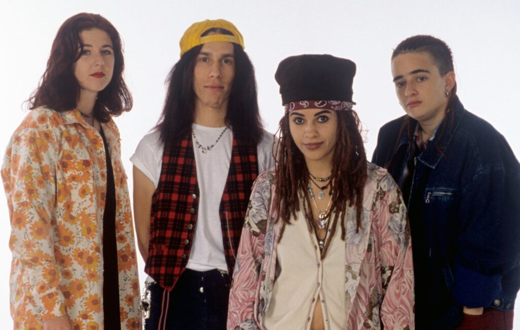 4-non-blondes-are-reuniting-for-their-first-show-in-30-years