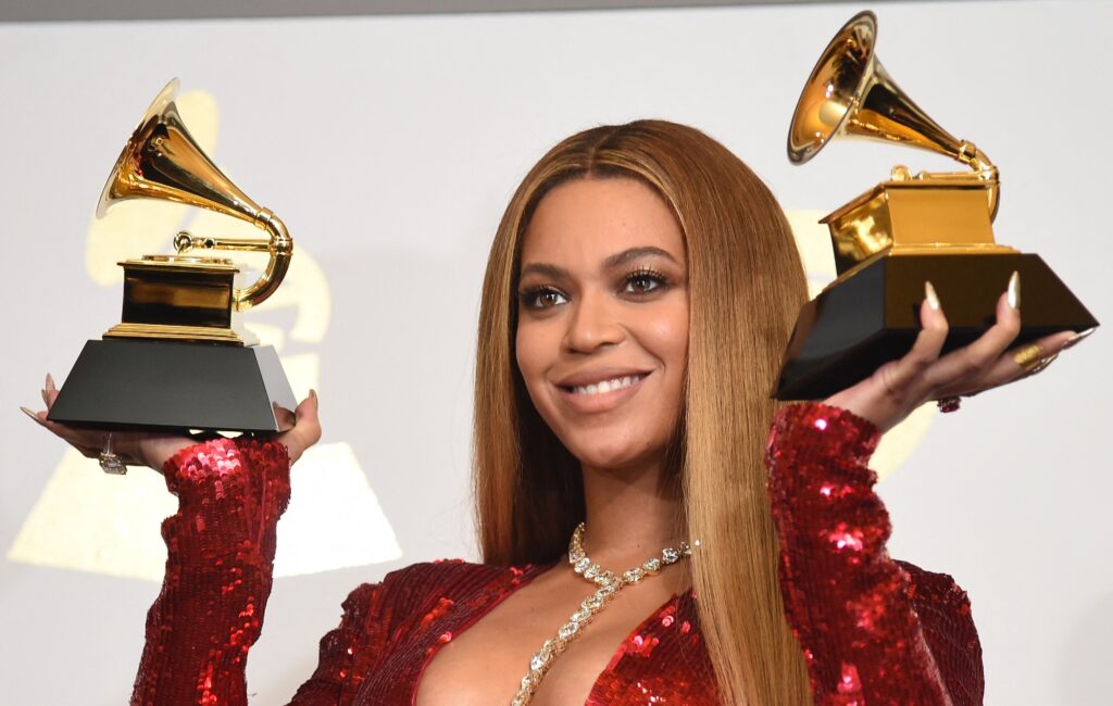 the-2025-grammys-will-proceed-as-planned,-confirms-recording-academy-ceo