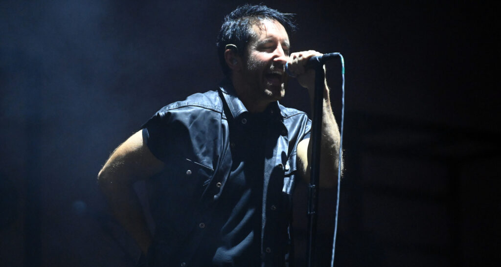 nine-inch-nails-returning-to-the-road-this-year