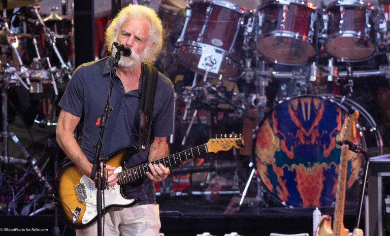 bob-weir-closes-dead-ahead-2025-with-sturgill-simpson,-rick-mitarotonda,-oteil-burbridge-and-more