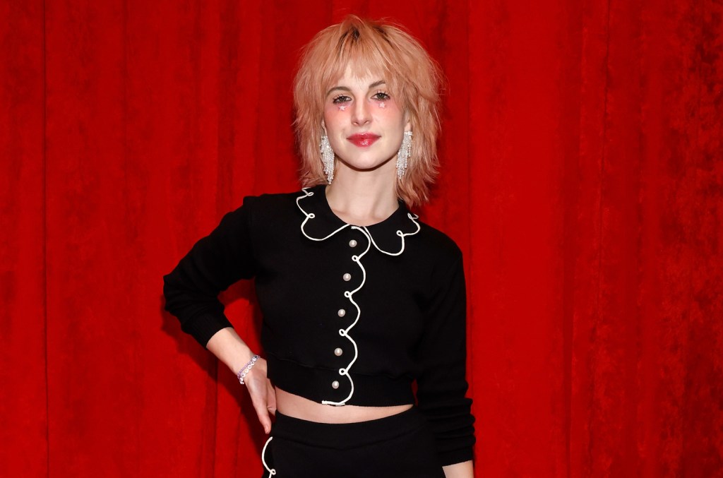 hayley-williams’-grandfather-to-release-debut-album-–-50-years-after-it-was-first recorded