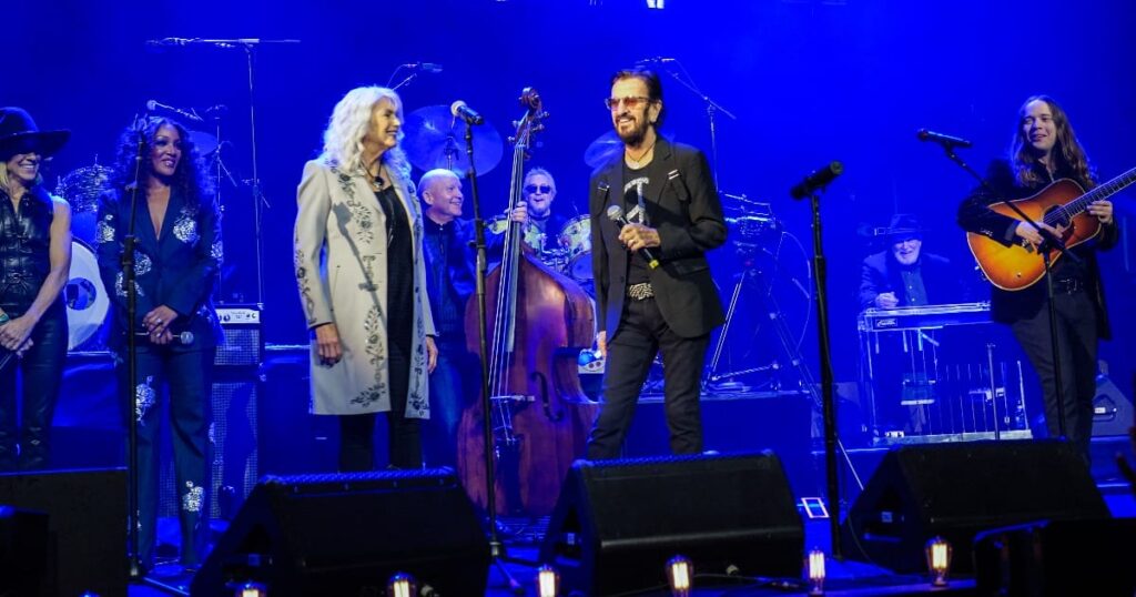 ringo-starr-enlists-help-from-billy-strings,-emmylou-harris,-jack-white,-sheryl-crow-and-more-at-ryman-auditorium,-announces-grand-ole-opry-debut