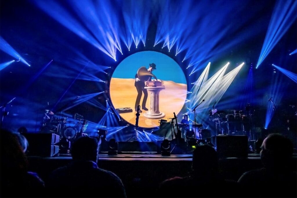 brit-floyd-to-tour-us-with-roger-waters’-son-and-special-guests