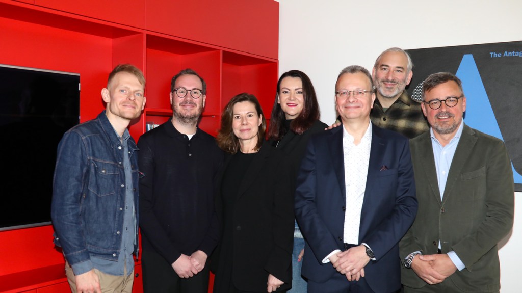 the-deals:-sony-music-buys-czech-label-supraphon;-warner-music-italy-acquires-italo-disco-label dwa