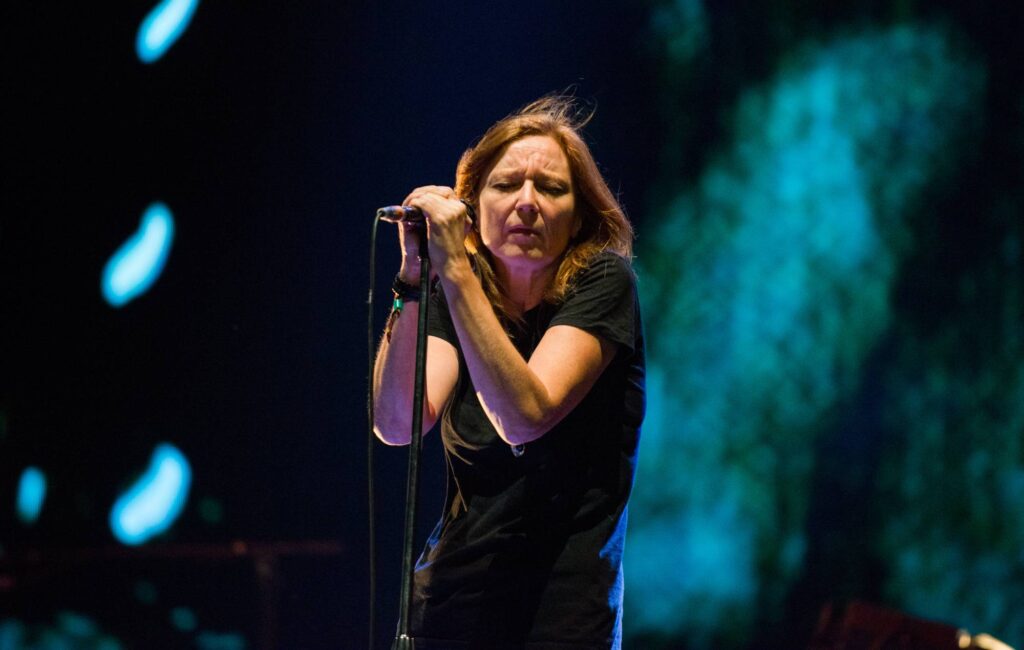 portishead’s-beth-gibbons-announces-first-north-american-solo-tour-for-2025