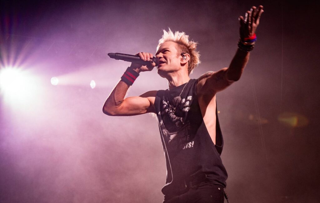 sum-41’s-deryck-whibley-and-former-manager-suing-each-other-over-sexual-abuse-claims