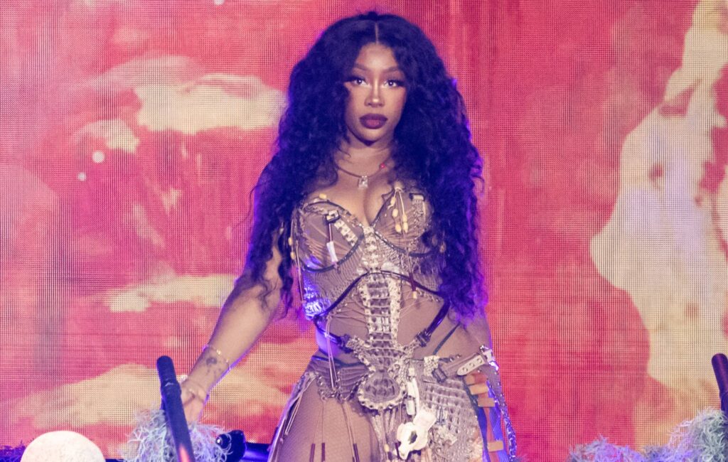 sza-on-managing-fame:-“i-don’t-know-what-the-hell-is-going-on”