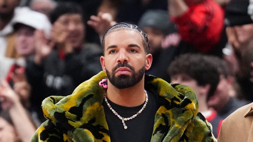 drake-sues-umg,-tiktok-ban-in-limbo,-nelly-fights-back-&-more-top-music-law news