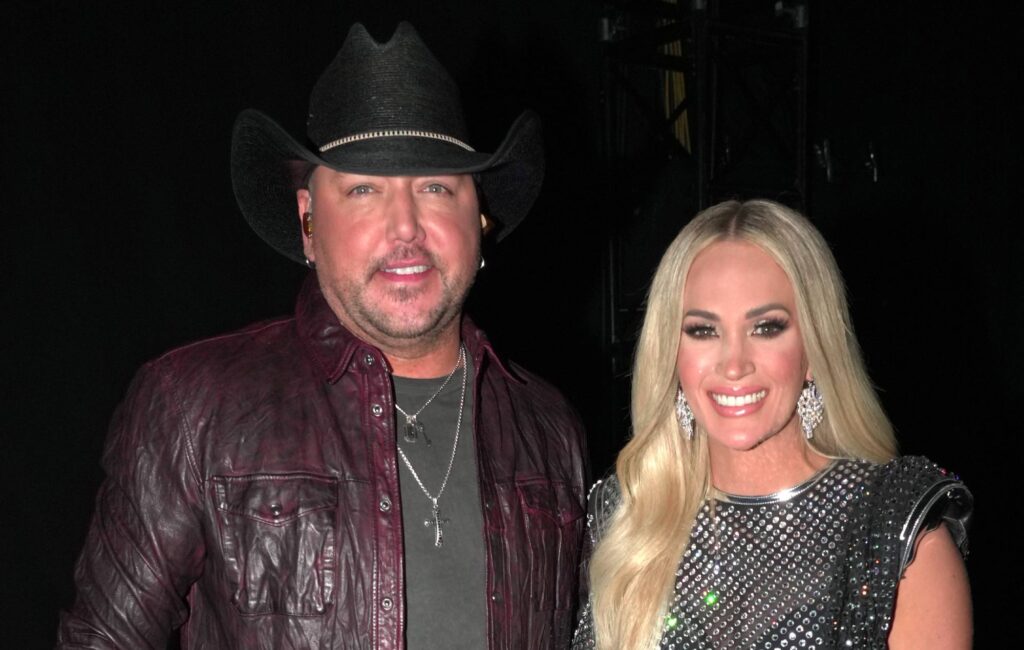 jason-aldean-calls-carrie-underwood-a-“pro”-for-performing-amid-tech-issues-at-donald-trump’s-inauguration