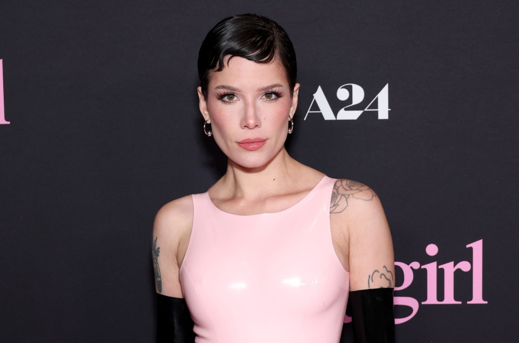 halsey-slams-op-ed-criticizing-chappell-roan-grammys-speech:-‘i-hope-you’re-embarrassed’