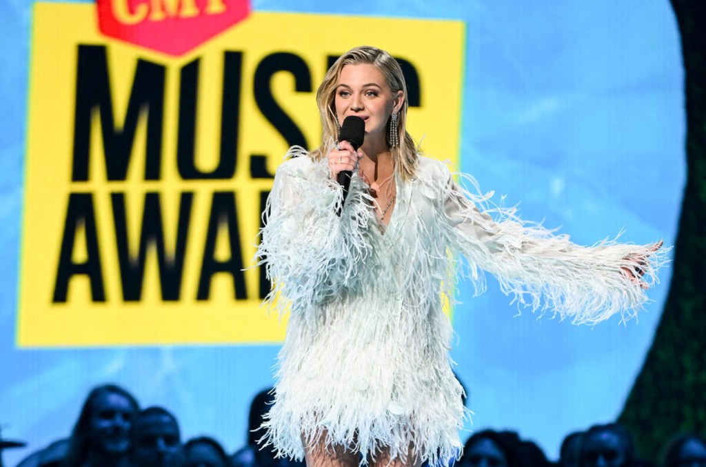 paramount-pauses-cmt-music-awards,-mtv-emas-and-more-events-for 2025