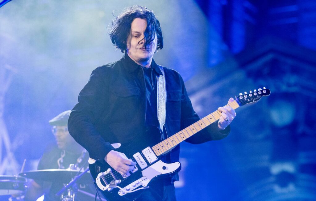 jack-white-hits-back-at-“entitled”-fans-expecting-an-“extra-long-show”:-“it’s-not-a-marvel-movie-or-a-vegas-residency”