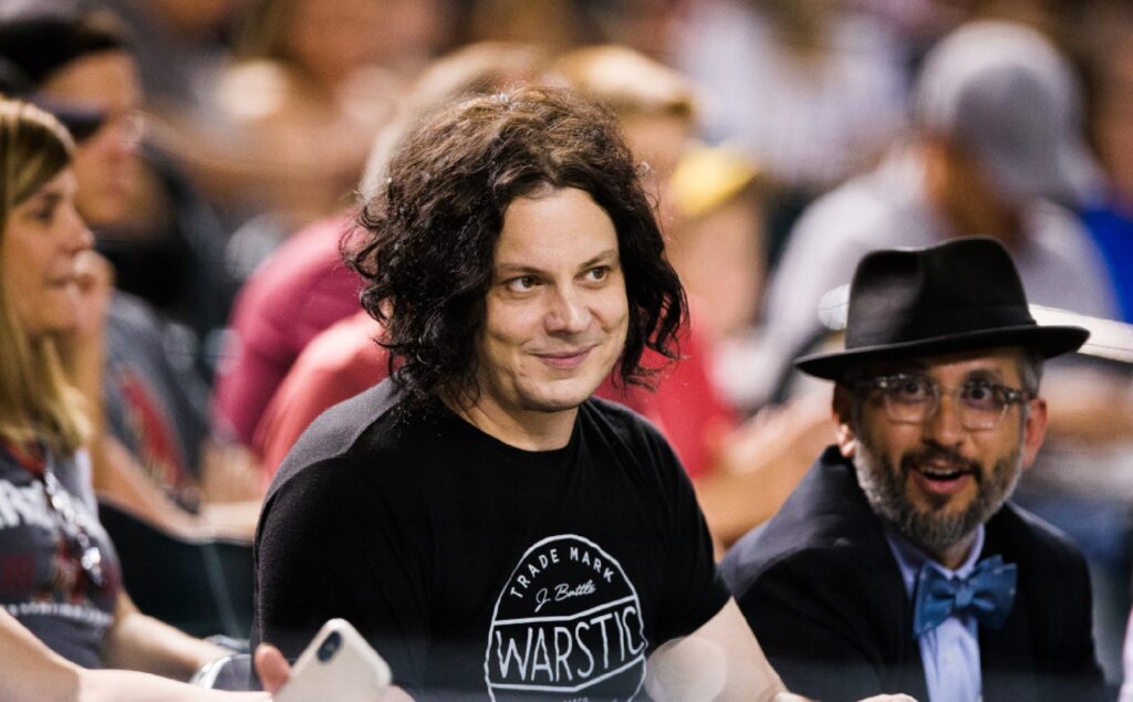 jack-white-offers-affordable-$20-tickets-to-students-on-us-‘no-name’-tour