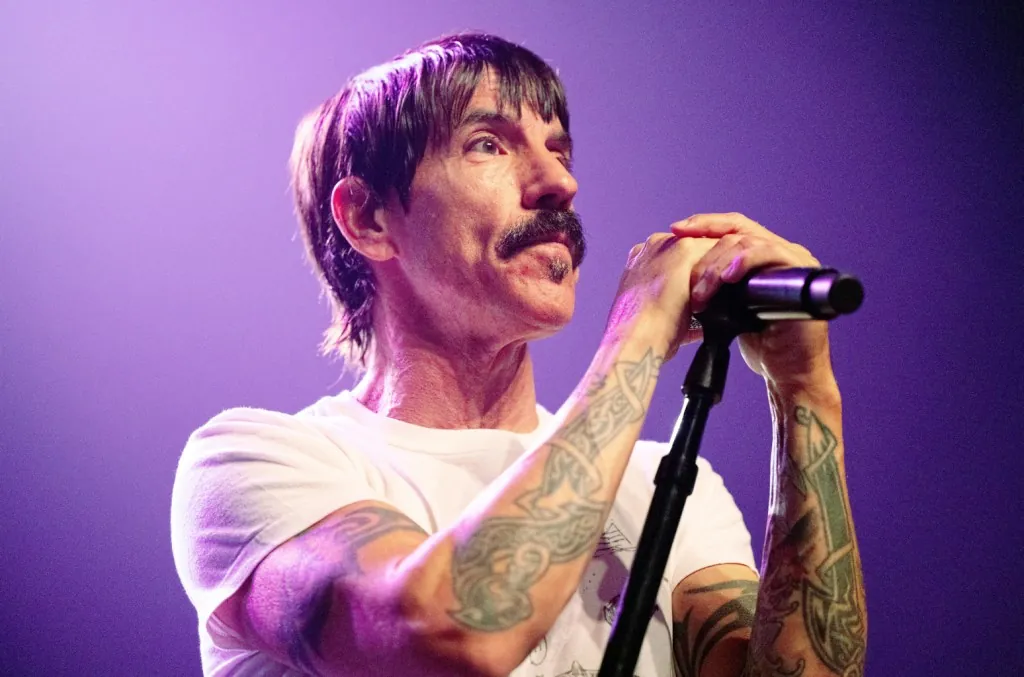 red-hot-chili-peppers-frontman-anthony-kiedis’-memoir-optioned-by-universal-for-film project